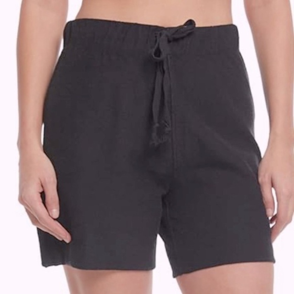 Sage Collective Yoga Raw Hem Elastic Drawstring Shorts Women’s Black Small